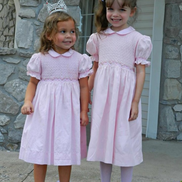 Girl's Easter Dress smocked - Picture 1 of 4